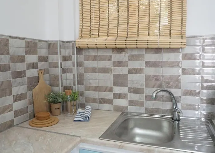 Апартаменты Sea View At Xenios Avlais Аликанас